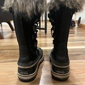 Sorel Womens Snowboots Joan of Arc 6.5
